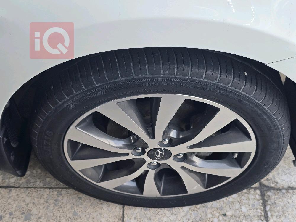 هيونداي أكسنت